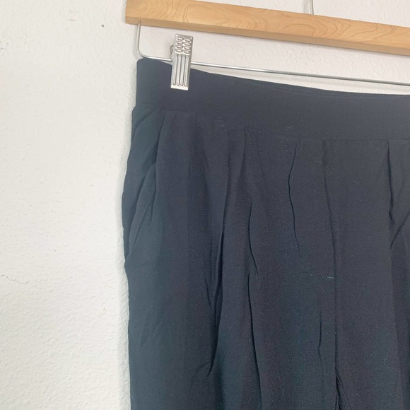 James Perse Solid Black Slouchy Crepe Casual Pants Women's Size 0 - Picture 3 of 9